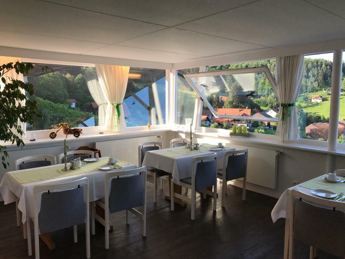 Hotel-Berggasthof Schwarzwaldperle Sasbachwalden Buitenkant foto